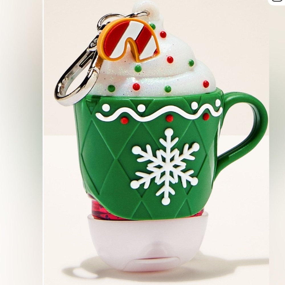 Bath & Body Works Green Snowflake cup germ-x Holder
